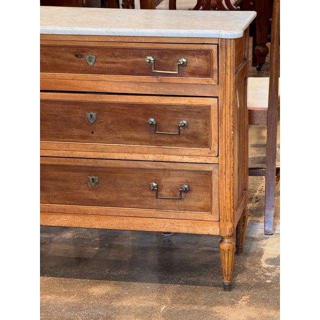 Wood Late 18th Century Louis XVI Walnut Commode With Marble Top For Sale - Image 7 of 11