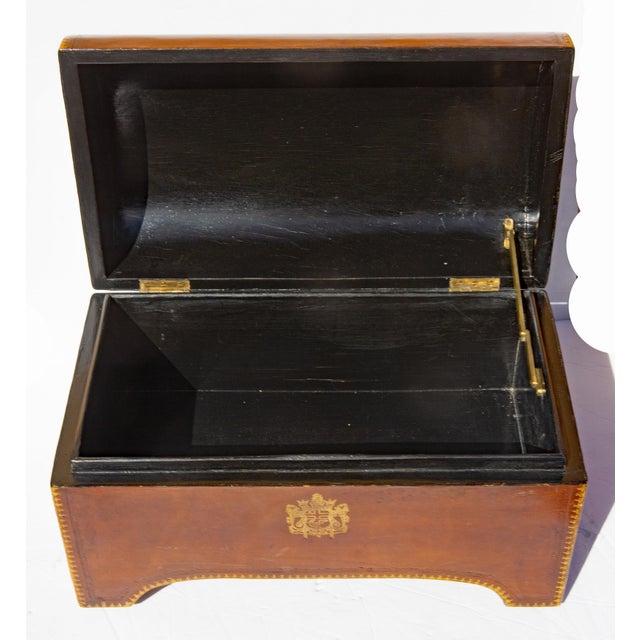 Large Italian Leather Armorial Domed Top Box For Sale In Rochester - Image 6 of 6