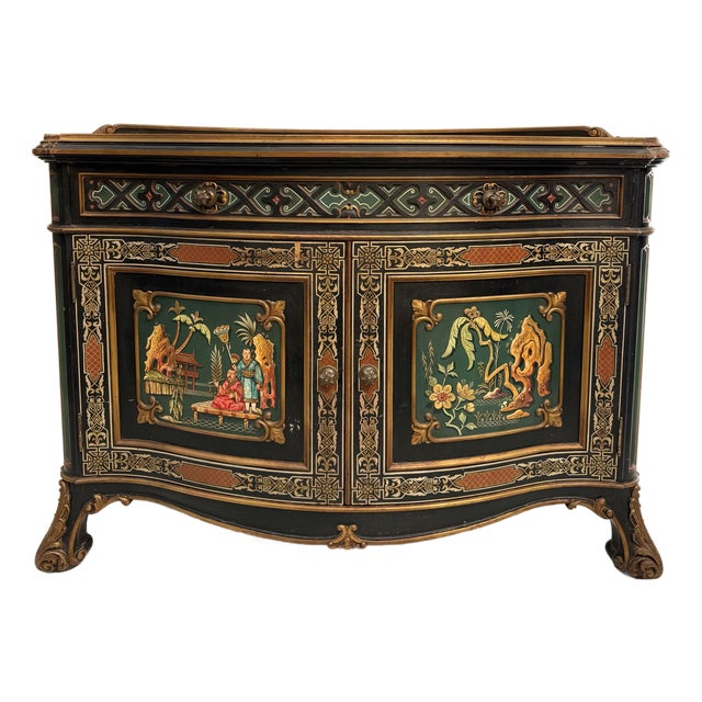 Early 20th-Century European Chinoiserie Bombé Cabinet With Raised Panels and Marble Top For Sale