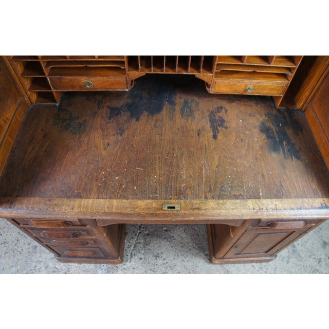 Antique Victorian American Oak S Curve Tambour Roll Top Executive Office Desk For Sale - Image 12 of 15