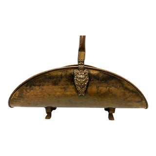 Vintage Hollywood Regency 19" Hammered Brass Log Holder With Lion Heads and Claw Feet For Sale