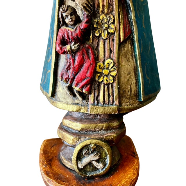Antique Religious Folk Art - Carved Wooden Spanish Colonial Santos Figure of the Madonna and Child For Sale - Image 11 of 18