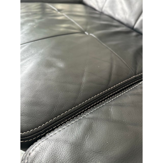 Designer Italian-Style Leather Sofa in Carbon Black For Sale - Image 4 of 10