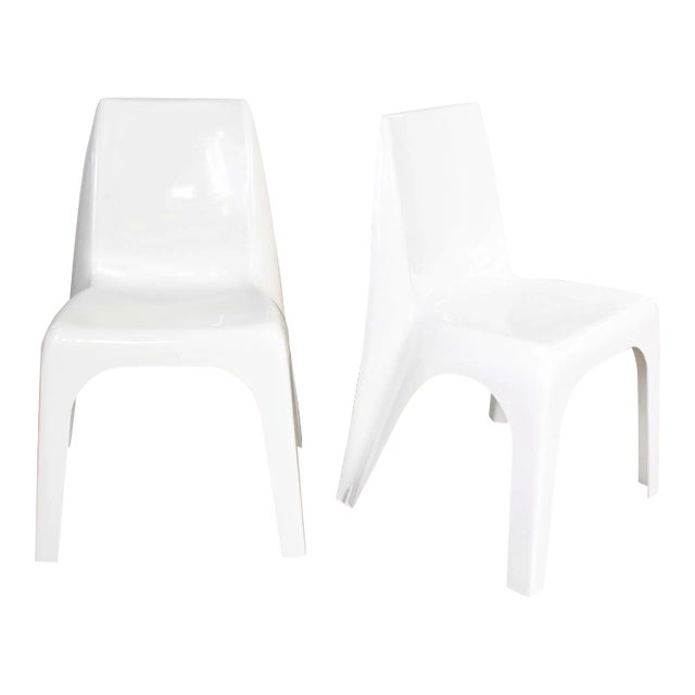Vintage Modern White Molded Plastic Chairs Style of Kartell 4850 by Castiglioni Et Al - a Pair For Sale