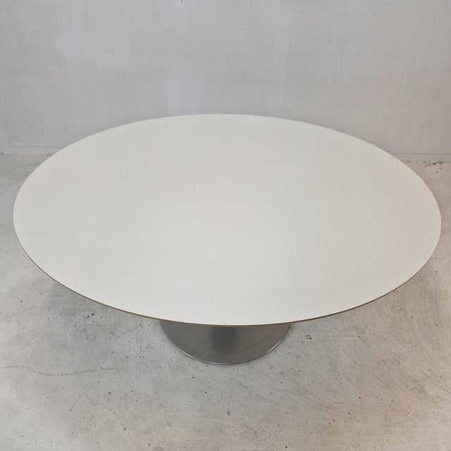 White Oval Dining Table by Pierre Paulin for Artifort For Sale - Image 8 of 17