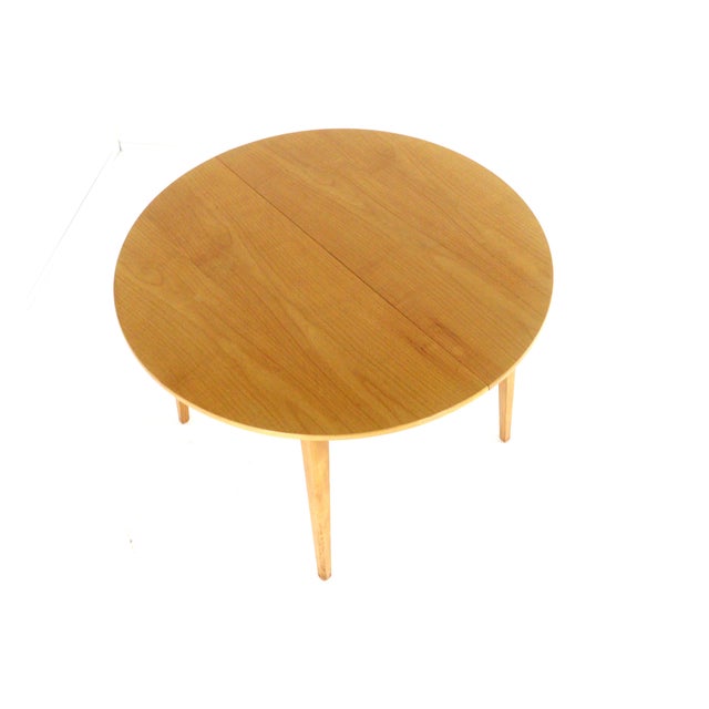 Round Dining Table and Chairs in Beech Heart, 1950s, Set of 5 For Sale - Image 13 of 18