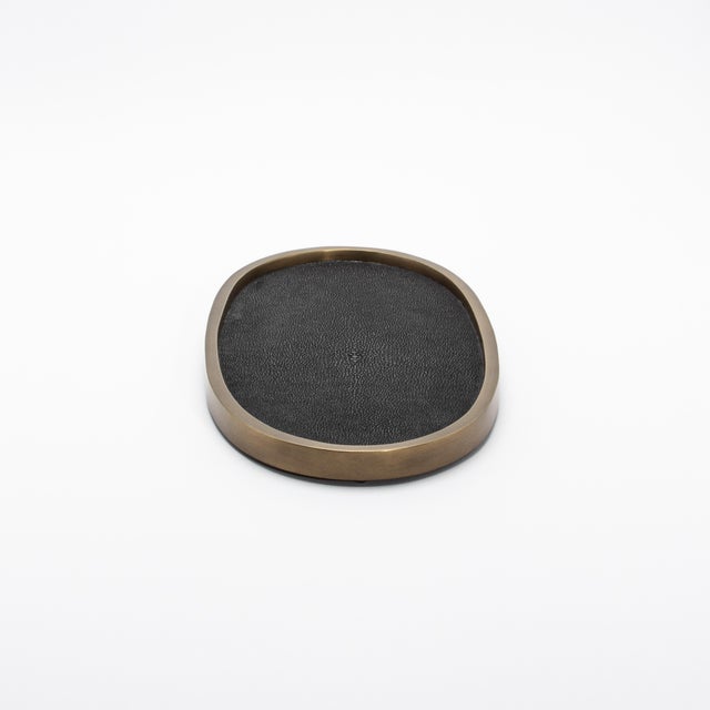 Modern Oval Tray in Black Shagreen With Bronze Patina Brass by Kifu Paris For Sale - Image 3 of 7