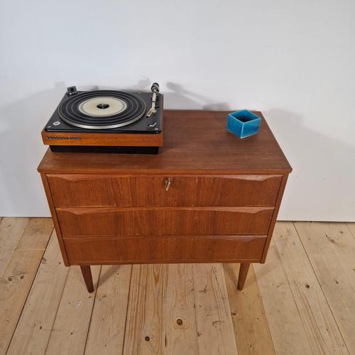 Small Vintage Three-Drawer Chest – Mid-Century Scandinavian Teak Design, 1960s
