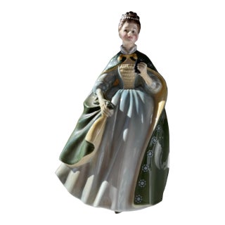 Late 20th Century Royal Doulton Figurine ~ “Première” ~ Hn 2343 For Sale