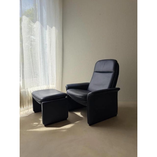 De Sede built its reputation on furniture in which comfort was never sacrificed for design. The DS 50 is a fine example of...