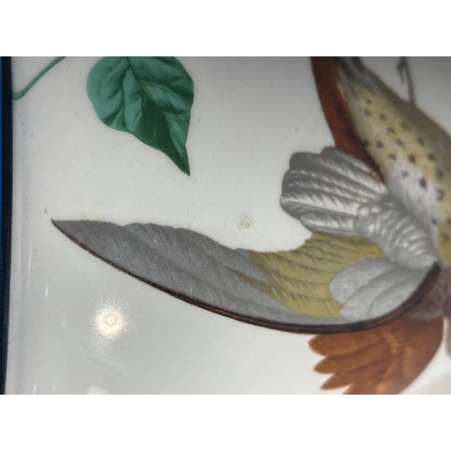 Paris Porcelain Vases with Naturalistic Decoration with Birds and Butterflies, 19th Century, Set of 2 For Sale - Image 12 of 17