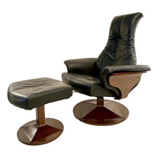 1970's Westnofa Norwegian Modern Reclining Lounge Chair and Ottoman For Sale