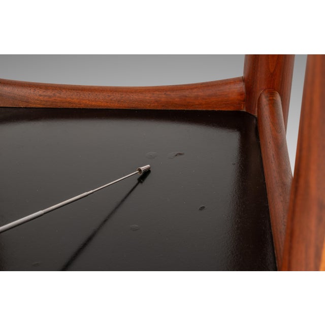 Brown Set of Two (2) Tubular Glass-Top End Tables After Adrian Pearsall for Craft Associates, C. 1960s For Sale - Image 8 of 18