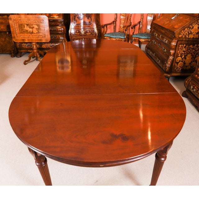 19th Century Antique Victorian Extending Dining Table and Swagback Chairs, 1880s, Set of 9 For Sale - Image 5 of 15