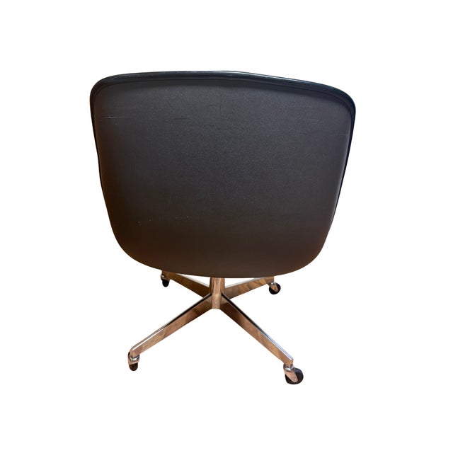 1970s Set of 4 Vintage Mid-Century Modern Steelcase “Pollock” Swivel Chairs For Sale - Image 5 of 12