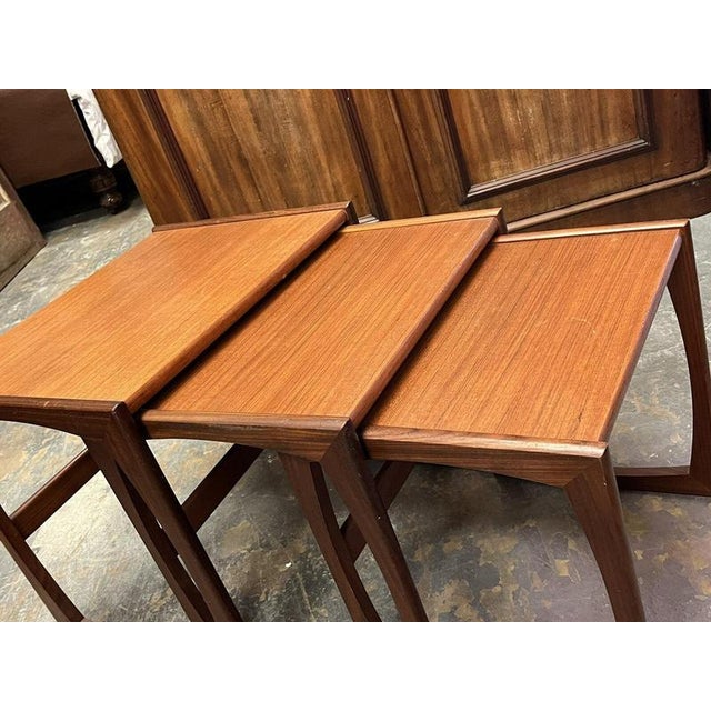 Mid-Century Nest of Tables from G-Plan, Set of 3 For Sale - Image 4 of 9