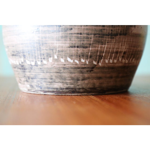 Wood 1960s Gordon and Jane Martz M121 Lamp for Marshall Studios Light Gray Blue White Cone For Sale - Image 7 of 9