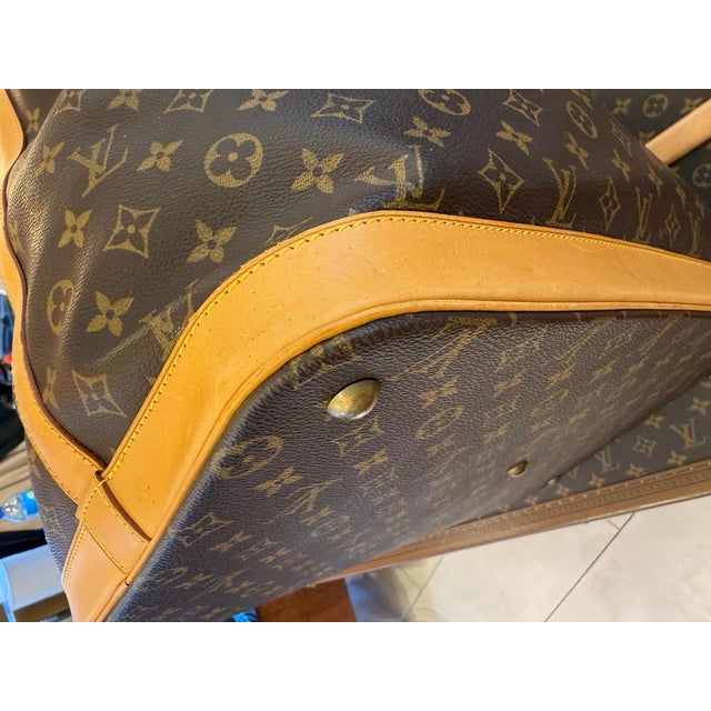 Travel Bag from Louis Vuitton, 2010s For Sale - Image 4 of 18