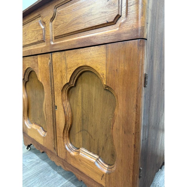 Wood Antique Victorian French Provincial Louis XV Walnut Bedside Commode Cabinet For Sale - Image 7 of 10