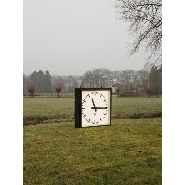 Huge Light-Up Station Clock by Pragotron, 1960s For Sale - Image 9 of 16