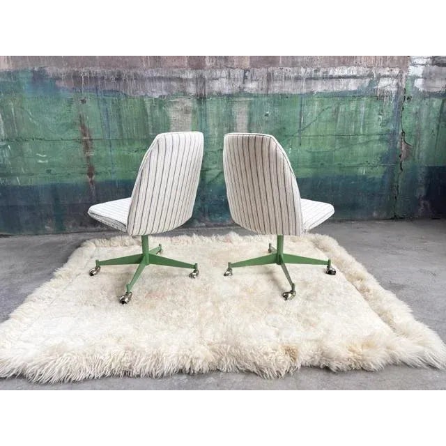 Pair of 1960s Accent Side Office Rolling Chairs With Green Metal Base With Casters For Sale - Image 4 of 4