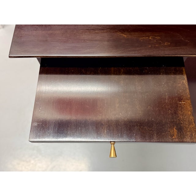 Wood 1950s Paul McCobb Planner Group Espresso Maple Desk - French Polish Restoration For Sale - Image 7 of 12