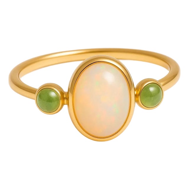 14k Gold Ring With Opal Cabochon and Peridots, Size 8 For Sale