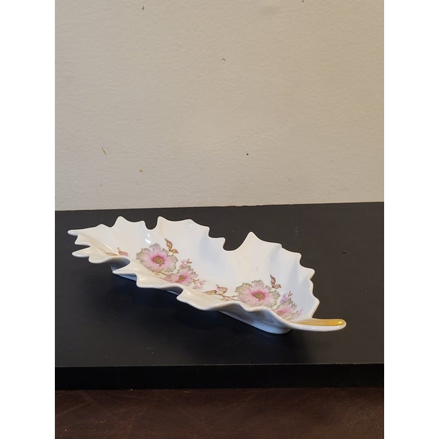 1940s 1940s Mitterteich Bavaria Germany Leaf Shaped Dish For Sale - Image 5 of 13