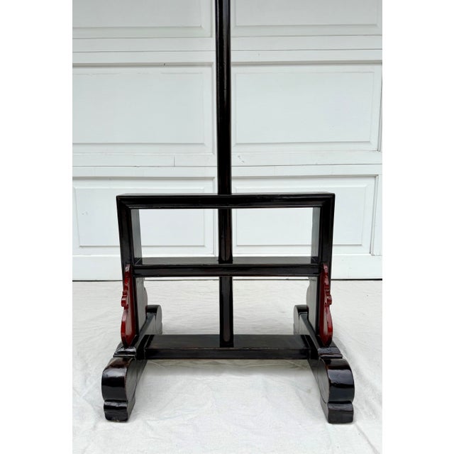 Mid 19th Century Pair of Antique Chinese Shanxi Elmwood Lantern Stands With Black Lacquer and Red Accents For Sale - Image 5 of 10