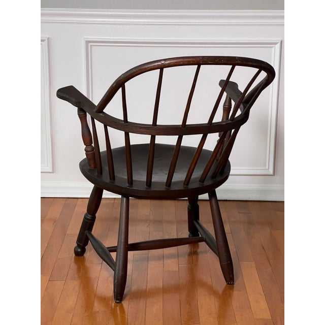 Wood Pair of Early 20th Century Sack Back Windsor Armchairs in a Dark Finish For Sale - Image 7 of 18