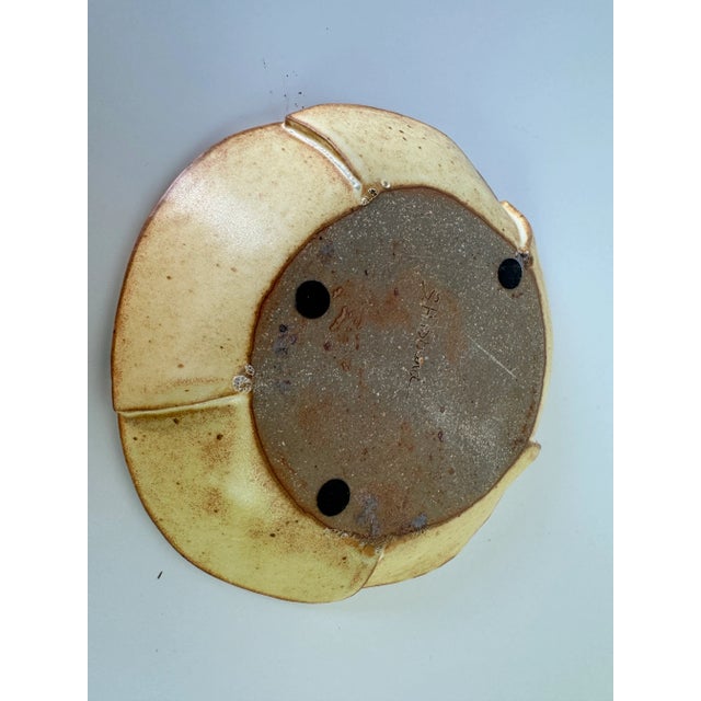 1990's S. Hubbard Organic Artistic Pottery Decorative Plate For Sale - Image 9 of 9