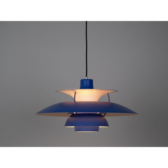 The ph 5 lamp is an icon of danish design that has gained immense popularity worldwide. Designed by the renowned designer...
