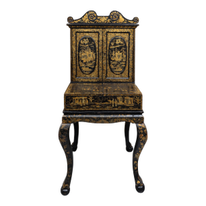 English Regency Black Lacquered Cabinet With Gilt Chinoiseries Overall, c.1820