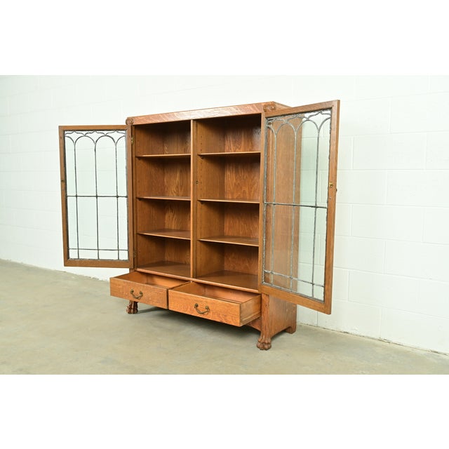R. J. Horner Style Antique American Empire Carved Tiger Oak Double Bookcase Cabinet With Leaded Glass Doors, Circa 1890s For Sale In South Bend - Image 6 of 14