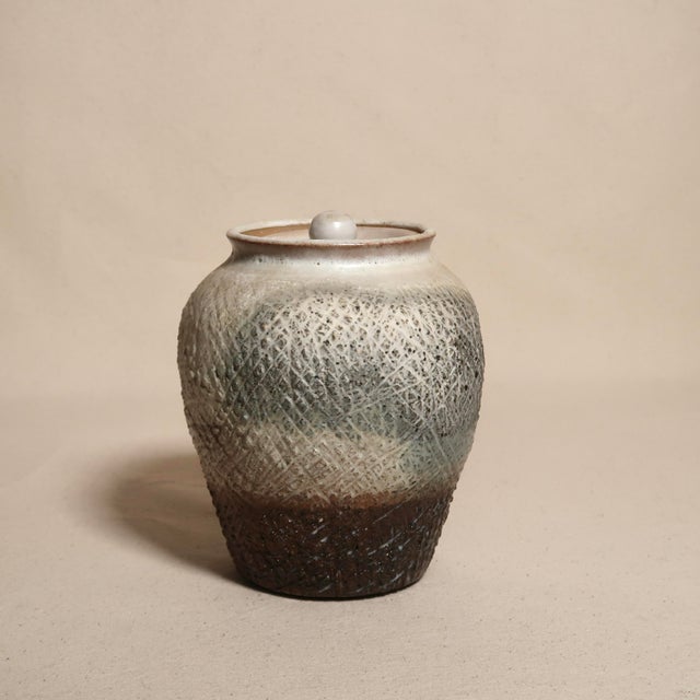 Mid-Century Modern Handmade Textured Studio Pottery Ceramic Lidded Vessel in Cream, Gray & Earth Tones With Crosshatch Surface For Sale - Image 3 of 14