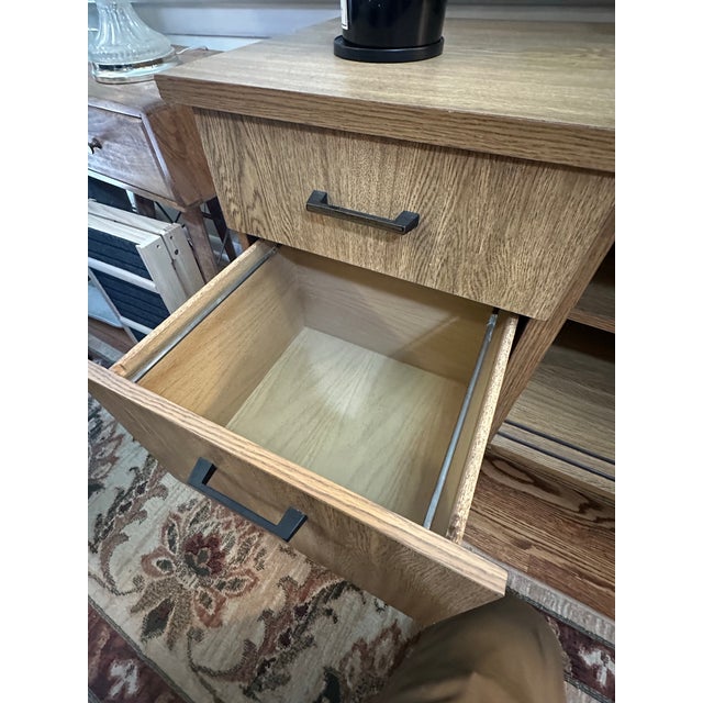 Mid 20th Century Modern Oak Veneer Credenza or Media Console With Sliding Doors and Drawers (Solid) For Sale - Image 10 of 11
