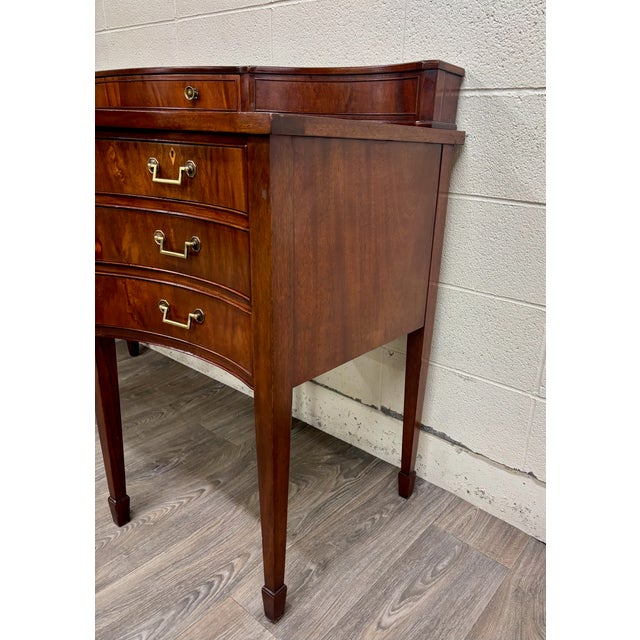 Vintage Federal Georgian George III Hepplewhite Style Mahogany Writing Desk For Sale In Kansas City - Image 6 of 17
