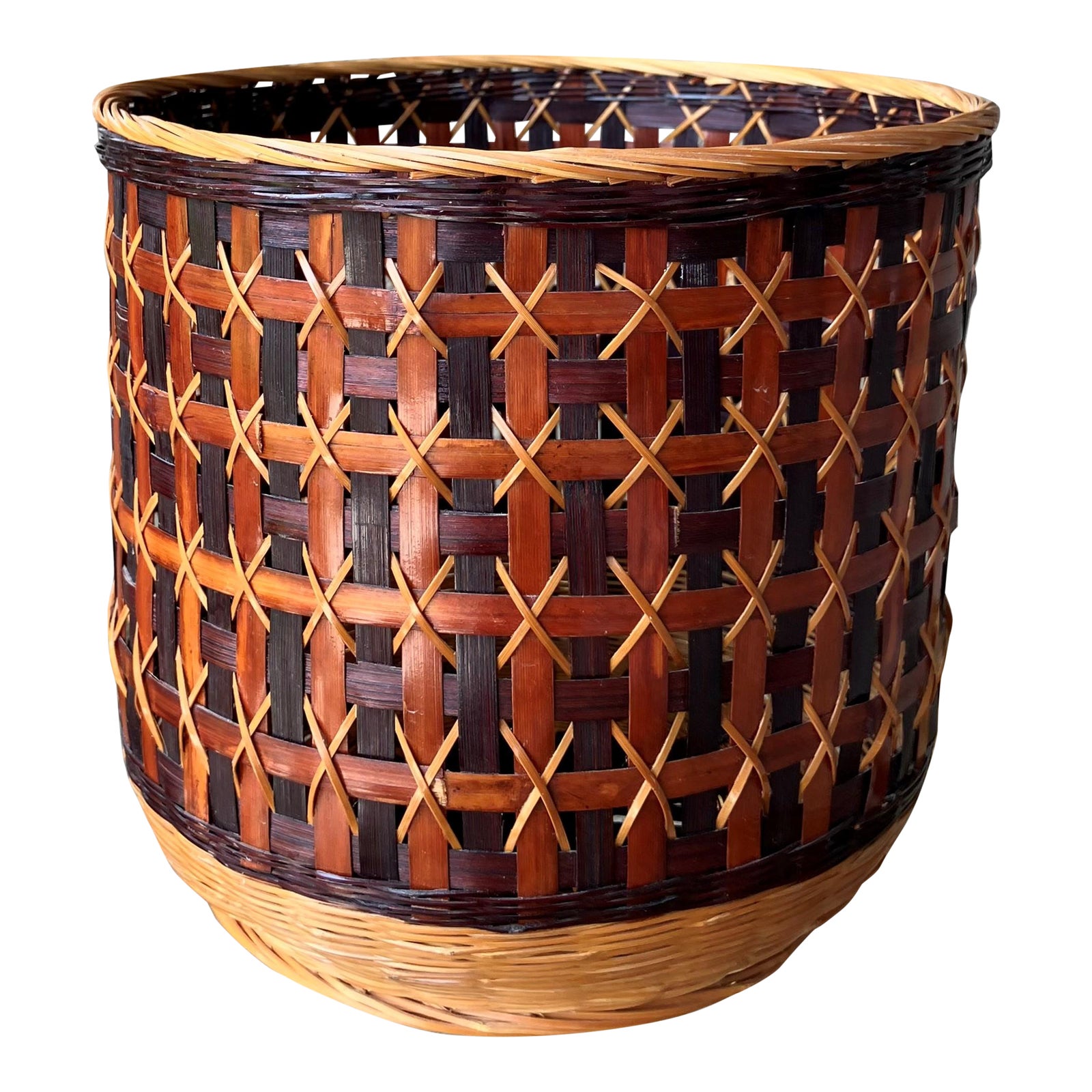 Mid 20th-Century Lacquered Rattan Geometric Design Cachepot / Planter ...