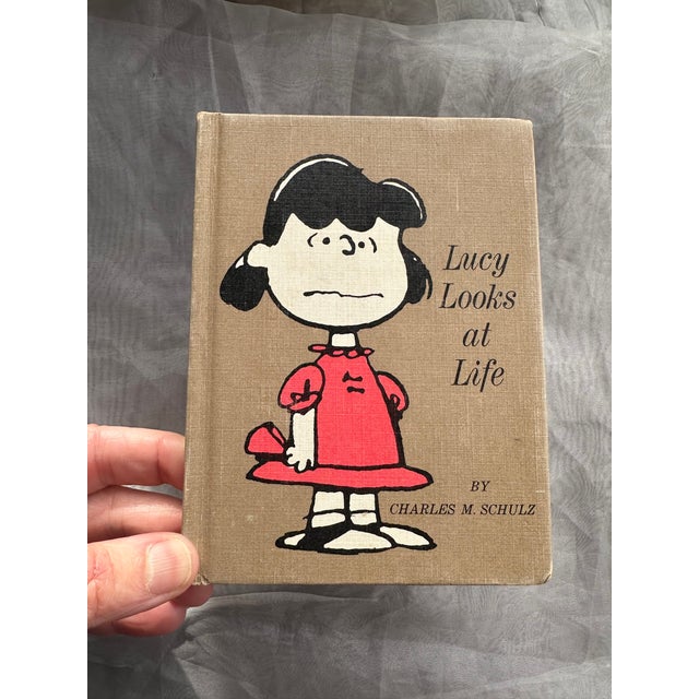 A cartoon classic, this miniature book Peanuts comic book will add a playful and nostalgic touch to your home decor....
