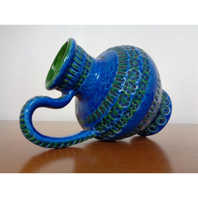 Rimini Blue Ceramic Pitcher Vase by Aldo Londi for Bitossi, 1960s For Sale - Image 9 of 15