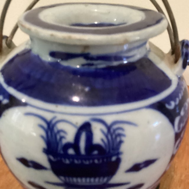 Antique Chinese Export Blue & White Porcelain Teapot W/Wire Bail Handles Qing Dynasty Stamped on Wood Base For Sale - Image 4 of 12