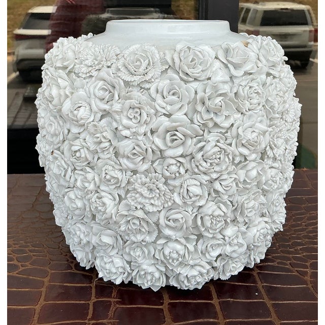 Chinese Export Blanc De Chine Style Tozai Porcelain Ginger Jar W/ Applied Roses For Sale In Atlanta - Image 6 of 7