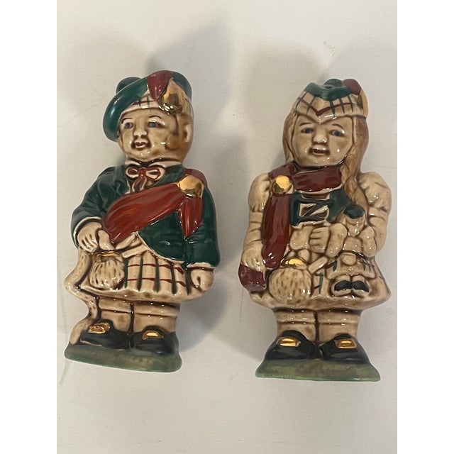 1950s 1950s Irish /Scotish Folk Art Salt Papper Sgakets For Sale - Image 5 of 5