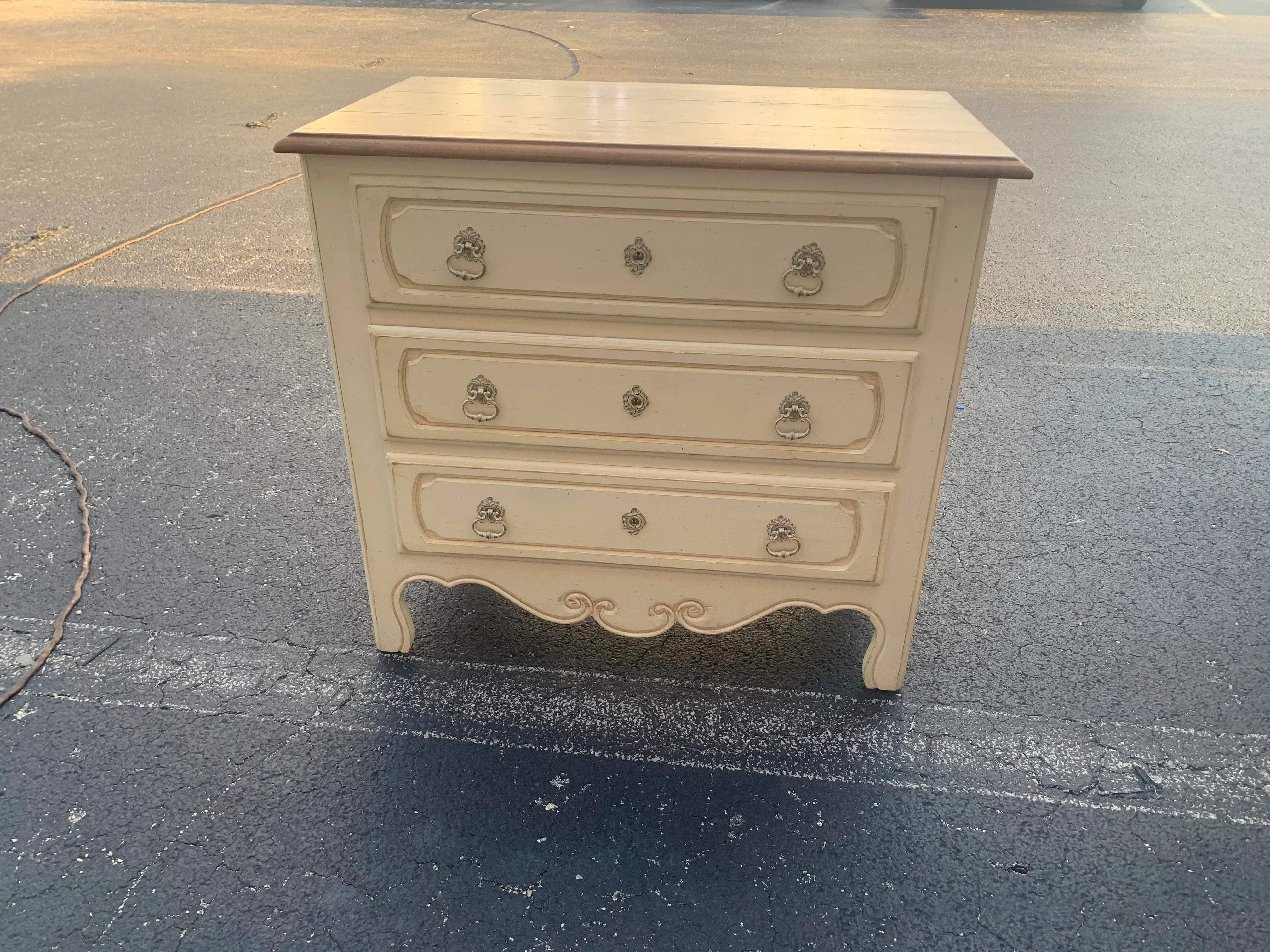 Late 20th Century Vintage Ethan Allen Legacy Collection Three