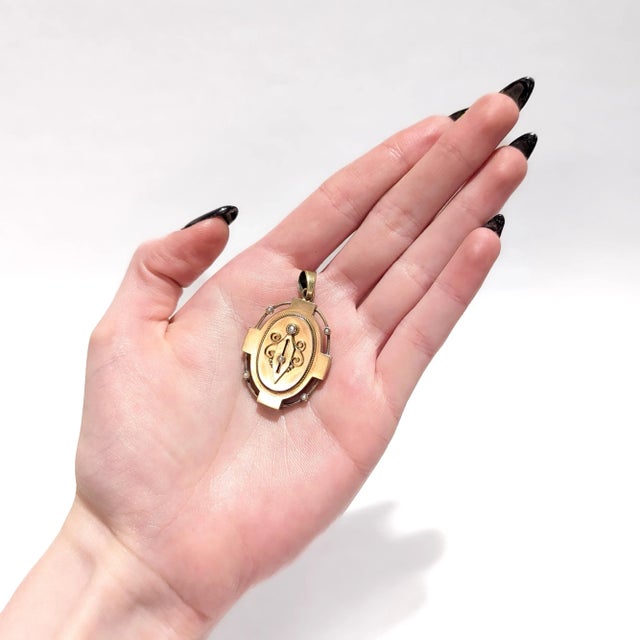 Victorian Antique Victorian 14k Gold and Seed Pearl Pendant Locket for a Necklace For Sale - Image 3 of 16