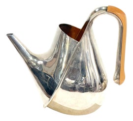 Example of Holiday Serveware