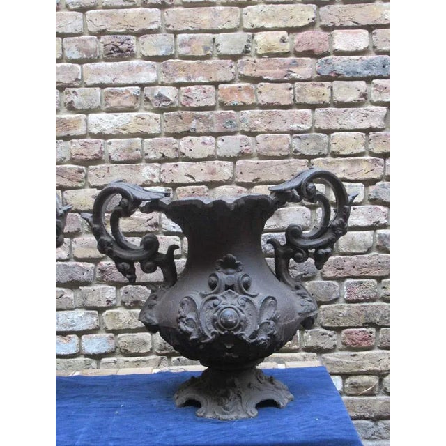 Early 20th Century Decorative Cast Iron Urns, Set of 2 For Sale - Image 5 of 7