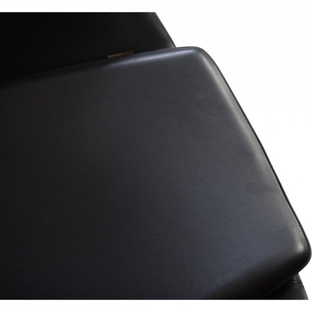 Egg Chair in Black Aura Leather by Arne Jacobsen, 2016 For Sale - Image 9 of 18