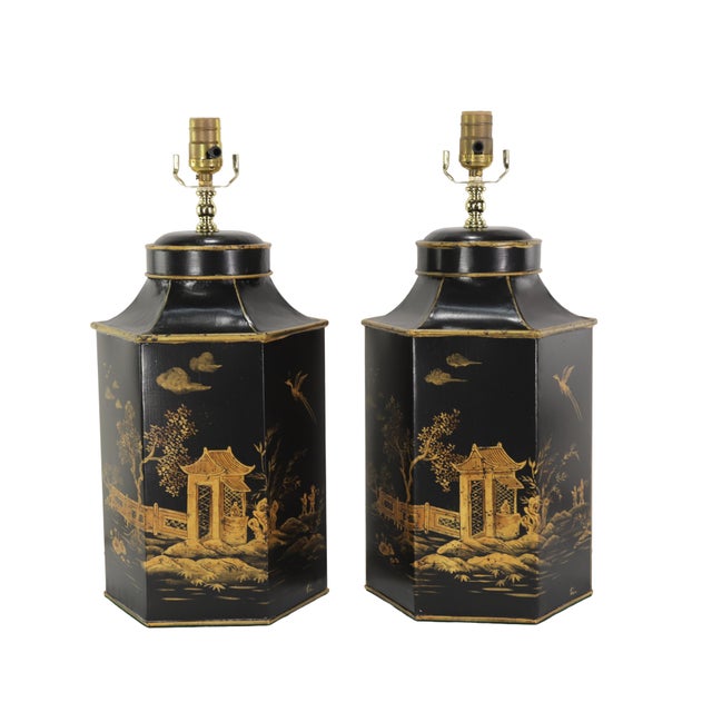 Pair of 20th-Century Vintage Hand-Painted Chinoiserie Hexagonal Tole Tea Caddy Lamps For Sale - Image 11 of 11