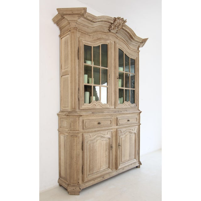Beige 18th Century Provincial Buffet À Deux Corps Cabinet in Bleached Oak For Sale - Image 8 of 18